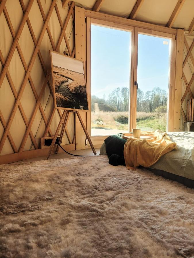 فندق Jurty Glamping غوستينين المظهر الخارجي الصورة