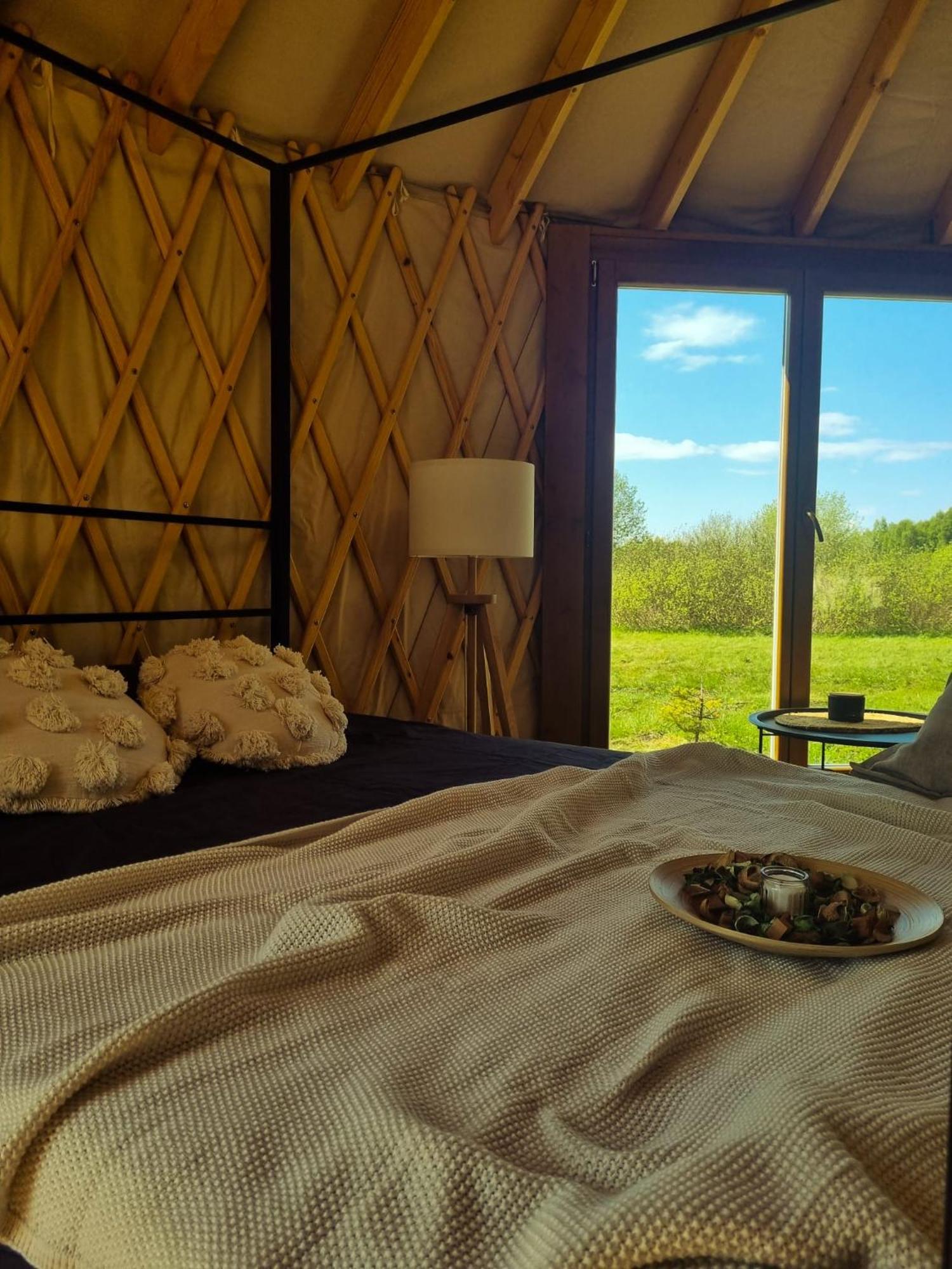 فندق Jurty Glamping غوستينين المظهر الخارجي الصورة